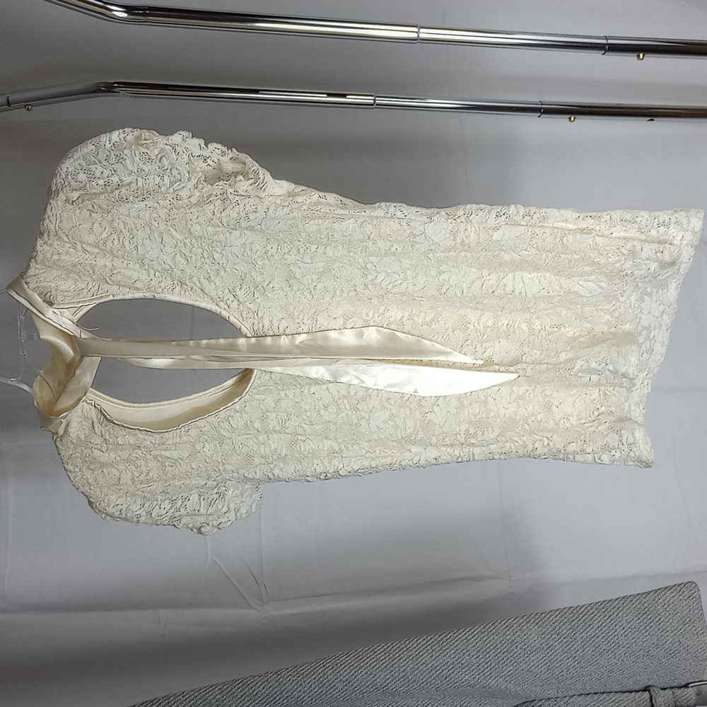 6 Degrees, XL Cream Top 100% Polyester